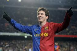 重返赛场引发热议！，穆古鲁扎在中国队比赛中出色发挥再创辉煌时刻