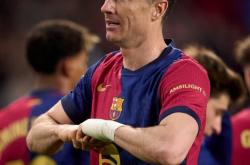 莱万多夫斯基重要时刻领先优势明显，FPX带队取胜！